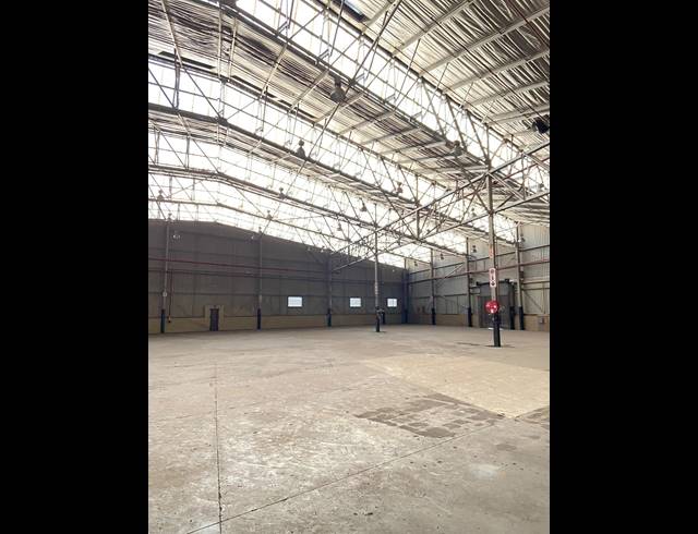 12,263M² WAREHOUSE TO LET IN WYNBERG